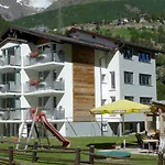 Apartment Amici-2 By Interhome Saas-Grund