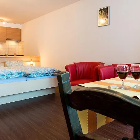 Appartamento Amici-2 By Interhome *